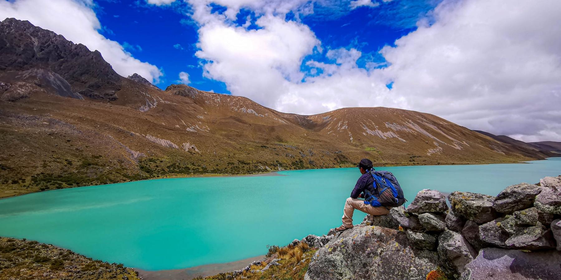 singrenacocha blue lake by inca trail expeditions (2)