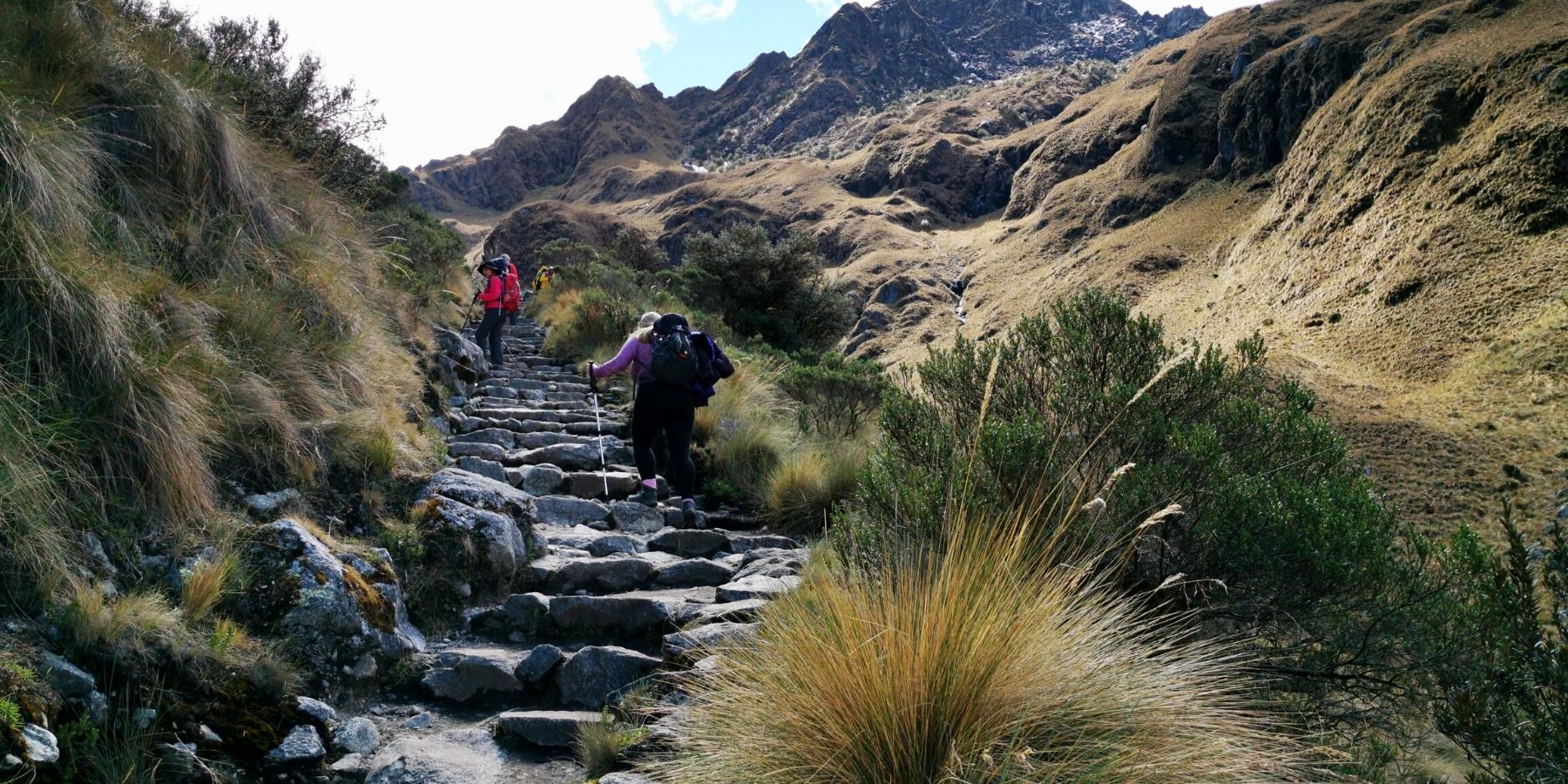 5 day inca trail hike to machu picchu with inca trail expeditions (1)
